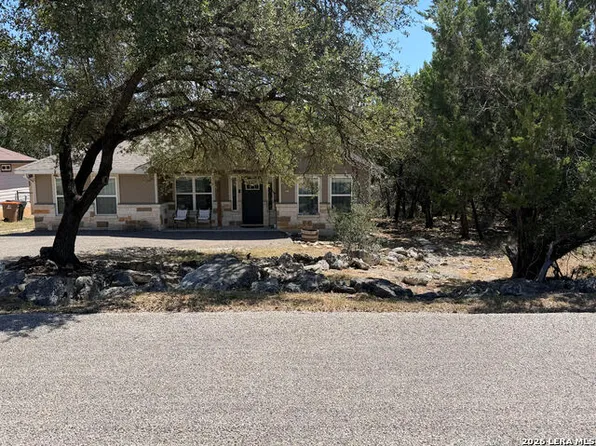 1518 Bob White Dr, Spring Branch, TX 78070