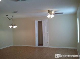 143 E Darby St, Bridge City, TX 77611