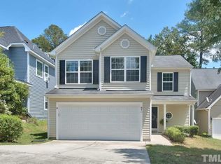 7 Berry Ct, Durham, NC 27703