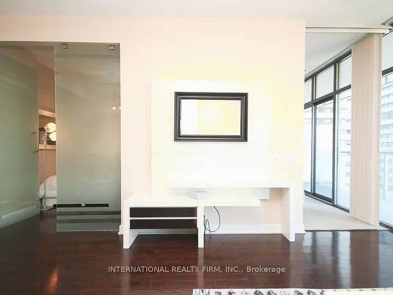 33 Charles St E #901 — Photo 5