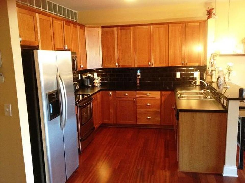 1st image of 3251 Louisiana Ave S APT 113