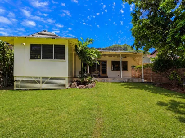 3873 Nikolo St, Honolulu, HI 96815