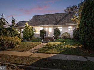 23 Beaumont Rd, Hamilton, NJ 08620