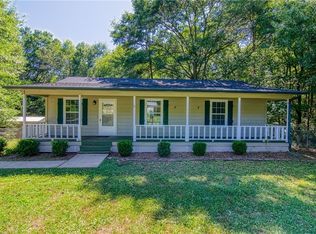 107 Jason Dr, Seneca, SC 29678