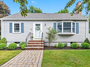 40 Dartmouth St, Beverly, MA 01915