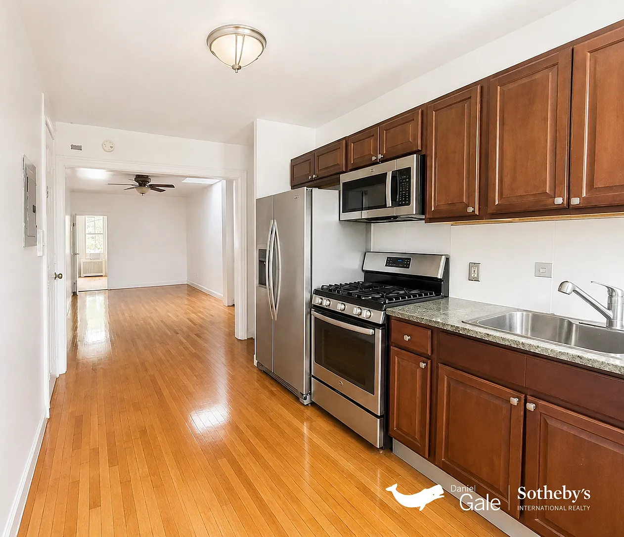 353 17th Street — Photo 1