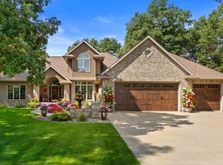 1366 Sawgrass Drive, Nekoosa, WI 54457