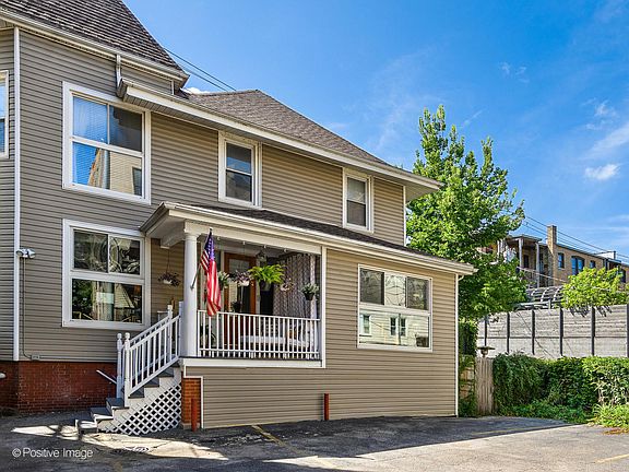 2nd image of 3430 N Elaine Pl #Ch