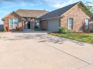 3594 Remington Place Rd, Norman, OK 73072