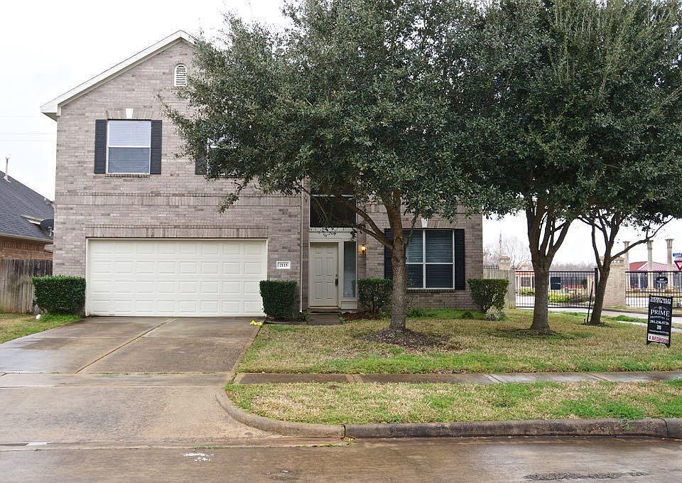 1st image of 2115 Lakeshore Forest Ct