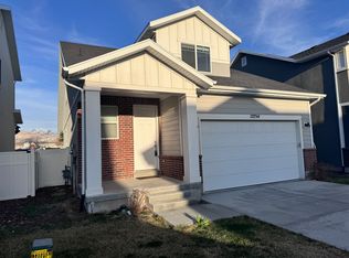 12754 S Quail Lake Dr, Riverton, UT 84096