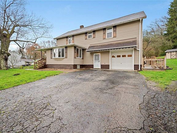 2nd image of 598 Cadogan Slate Lick Rd N