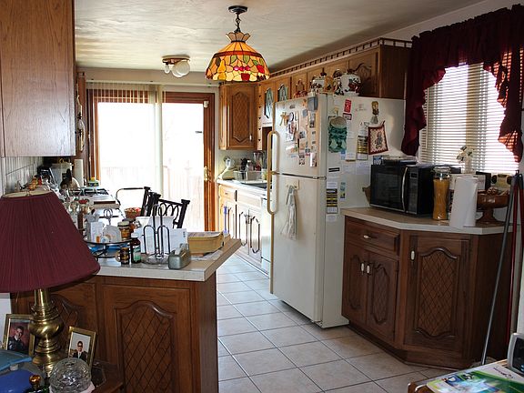 2nd image of 428 Dennison Dr