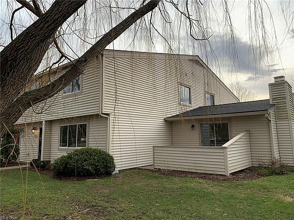 2nd image of 3169 Bay Landing Dr #15