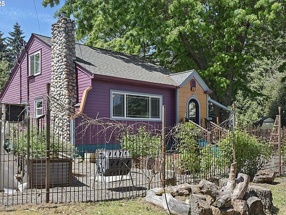 4th image of 31 Terrace Dr