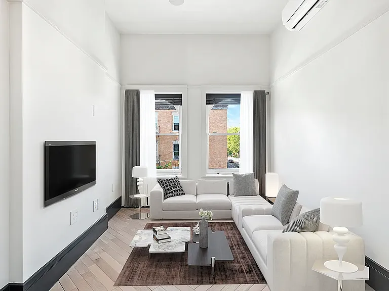 115 Kingston Ave #3L — Photo 4
