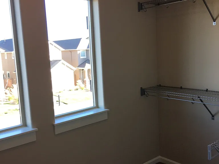 20803 Boulderfield Ave — Photo 10