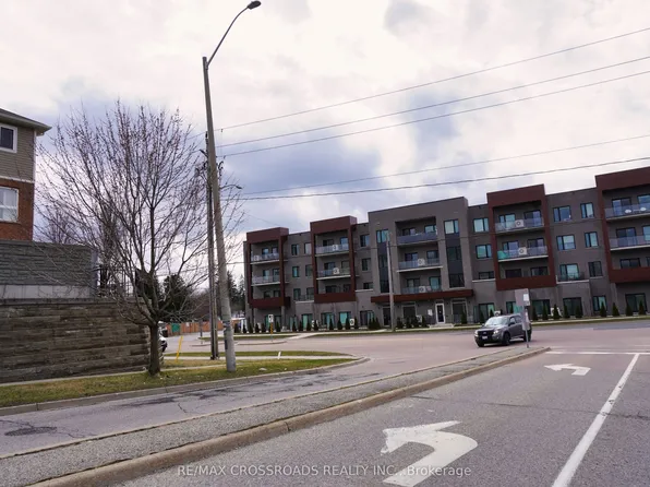 408 Dundas St S #308, Cambridge, ON N1R 0E8