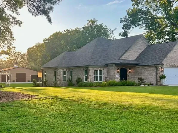 345 Wheeler St, Rogersville, AL 35652
