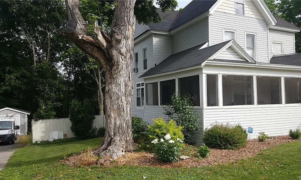 39 Pine St, Port Byron, NY 13140 Zillow