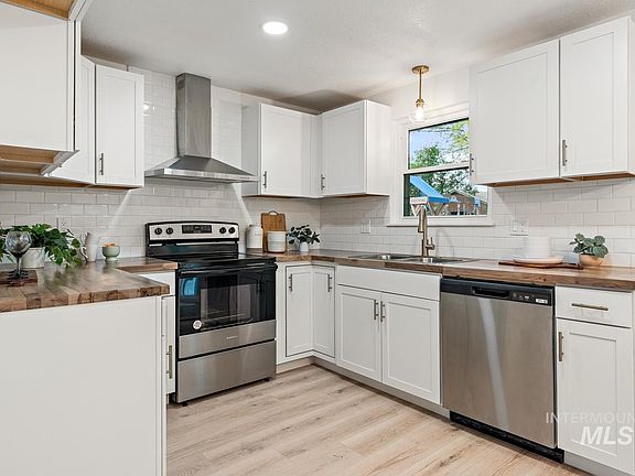 5th image of 805 W Kinghorn Dr