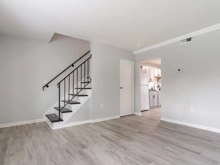 Carpenter Apartments — Photo 21