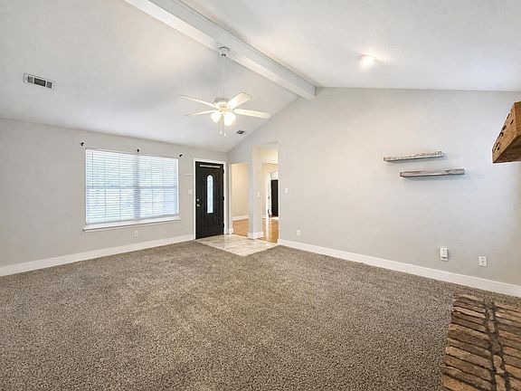 4th image of 245 Echo Cir