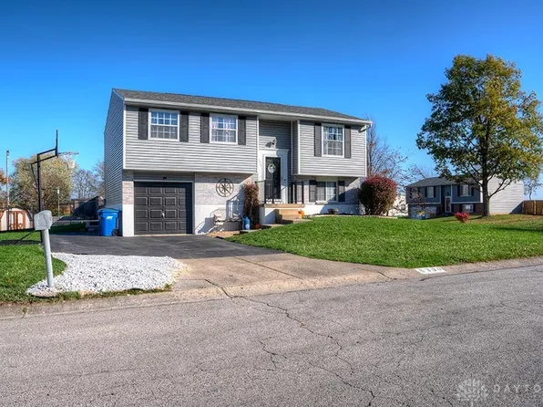 6300 Silverbell Ct, Clayton, OH 45315