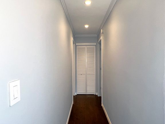 5th image of 1506 N Defiance St #206