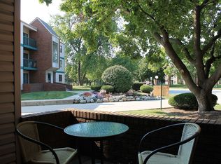 Stonegate Village by Royse + Brinkmeyer, Champaign, IL 61821