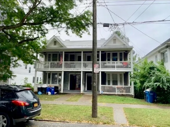 253 Manning Blvd #1, Albany, NY 12206