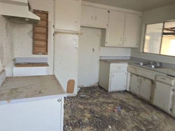 5th image of 37939 Fairway Ave