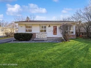 1417 Sunset Ridge Rd, Northbrook, IL 60062