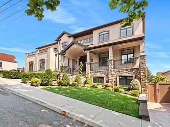 Sold by Casandra Properties Inc.