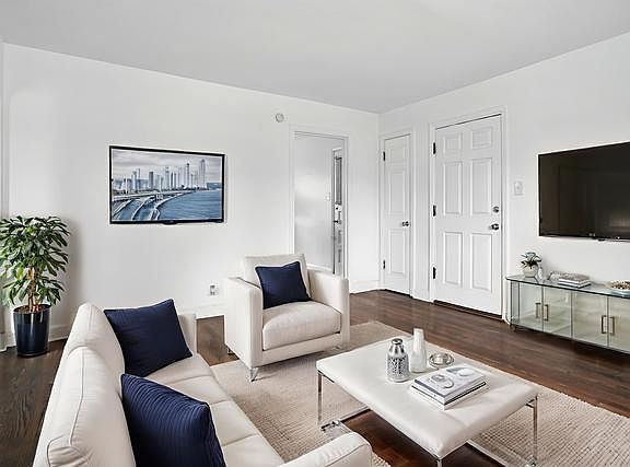 2nd image of 3608 Jackson St APT 2E