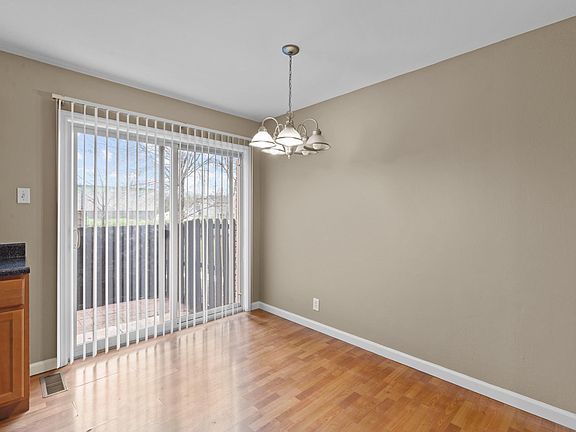 5th image of 1244 Clarkson Ct