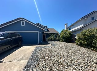 9428 Plainoak Way, Elk Grove, CA 95758