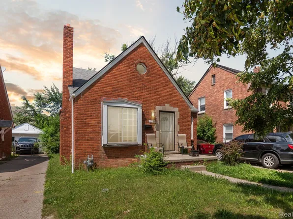 15255 Young St, Detroit, MI 48205