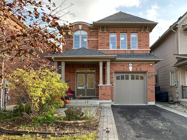 203 Lady Angela Ave, Oshawa, ON L1L 0K3