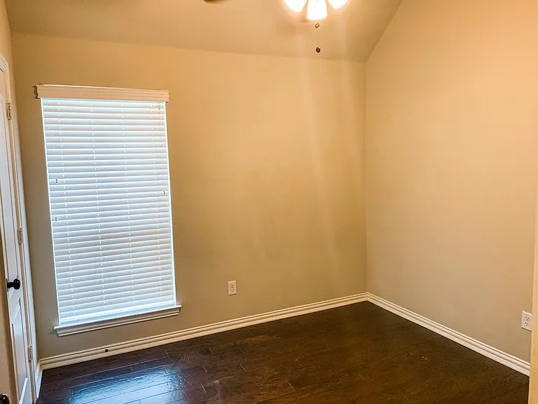 354 Spyglass Dr — Photo 11