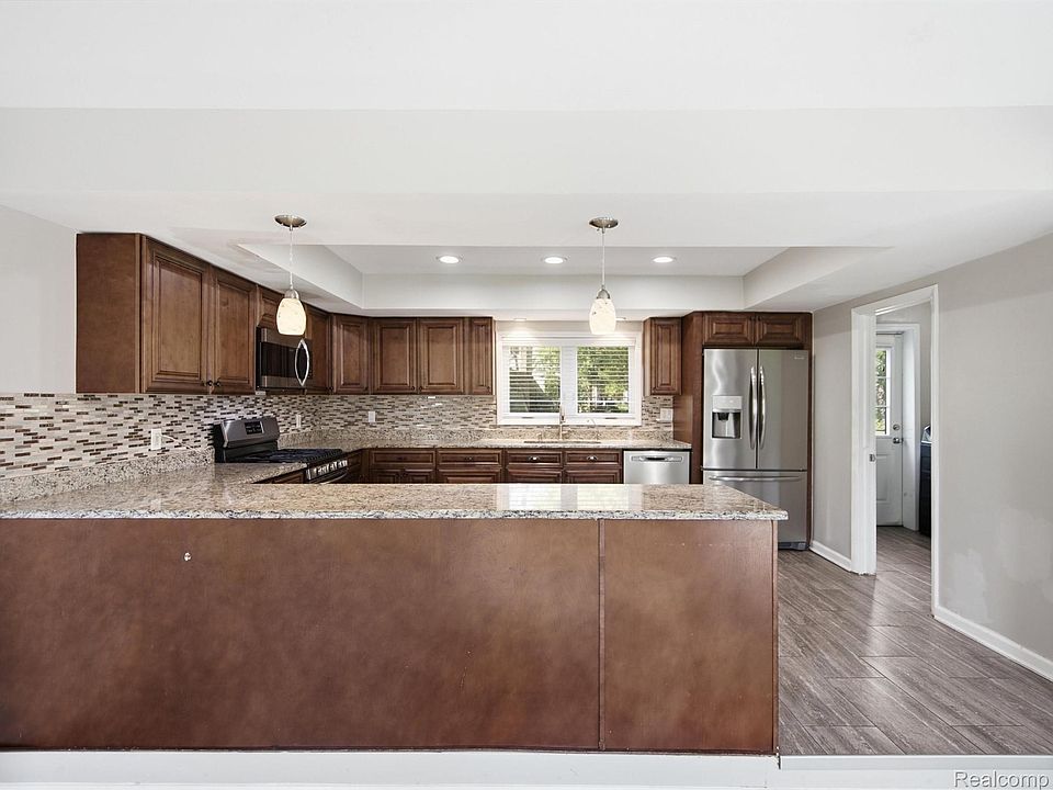 3700 Green Lake Rd, photo 20