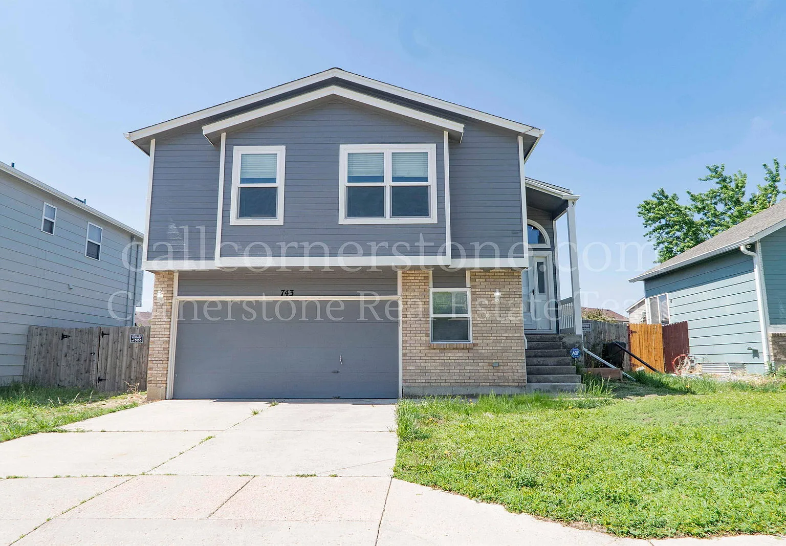 3 bed, 2.5 bath, 1966 sqft, $2,322 — Photo 2