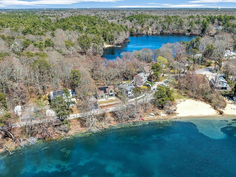 1st image of 121 Pinecrest Beach Drive