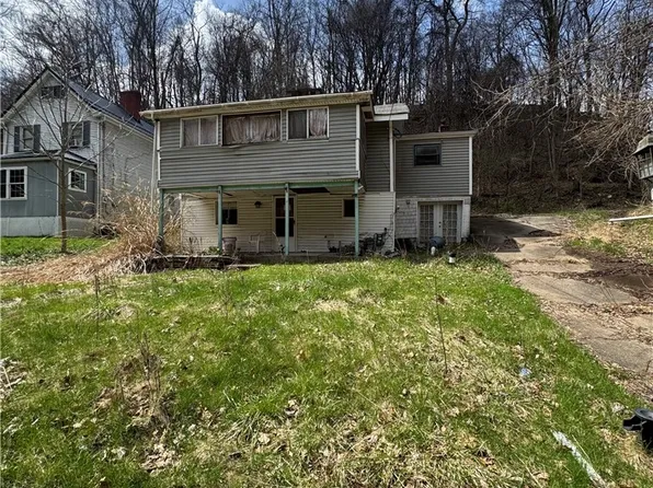 784 Old Coal Hollow Rd, Verona, PA 15147