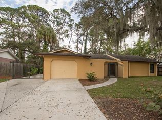 3231 Kingswood Dr, Sarasota, FL 34232