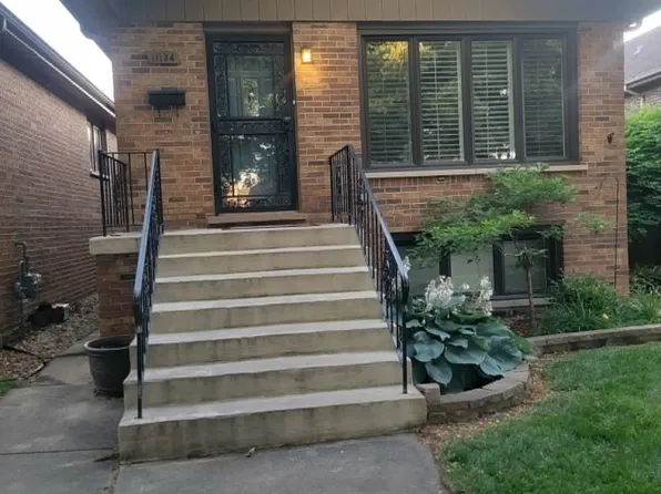 11134 S Sawyer Ave, Chicago, IL 60655