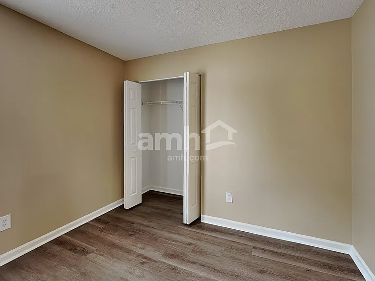 10261 Sunvista Ct — Photo 19