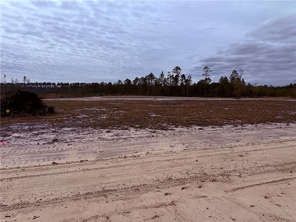 1st image of 12 Wiregrass Ln