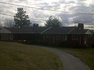 569 Piney Mountain Rd, Greenville, SC 29609