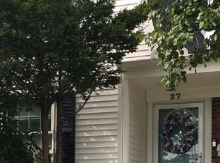 27 Taunton Dr, Howell, NJ